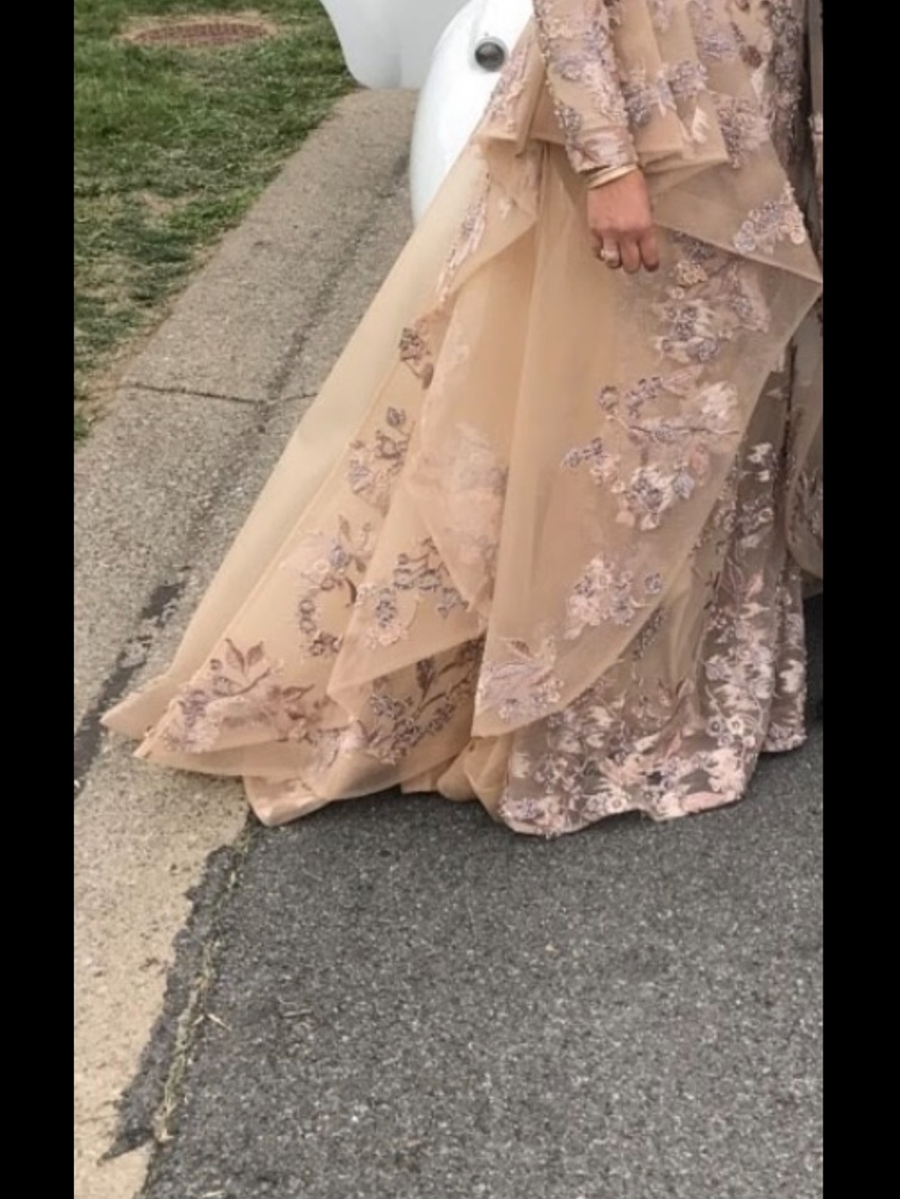 Beautiful MNM Couture dress only worn once great condition